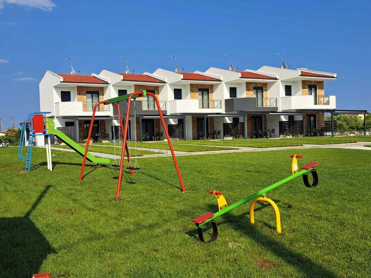 Chryssis Village By Travel Pro Services - Nea Potidaia Halkidiki Nea Poteidaia Exterior photo